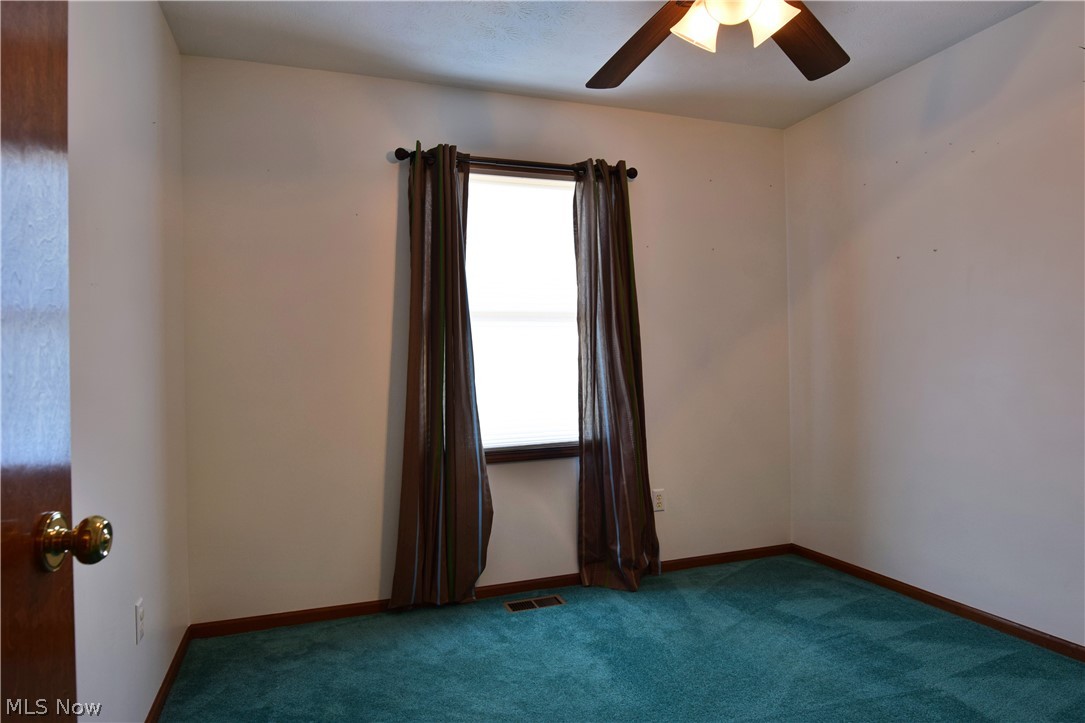 6619 Palmyra Road Southwest Warren, OH 44481 - Photo 19 of 35 Gallery Image 19