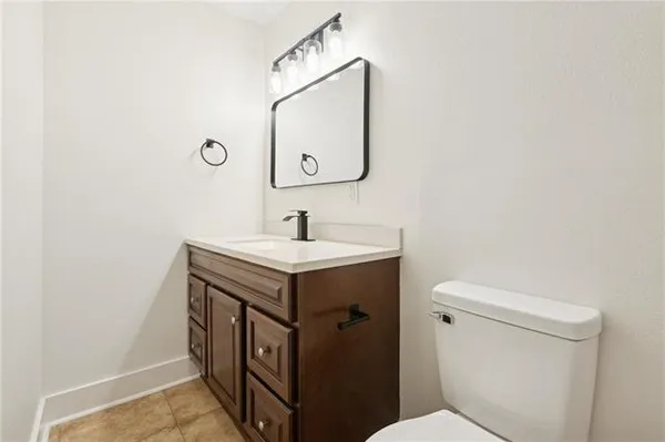 $1,800 | 4917 Rosalia Drive, New Orleans, LA 70127