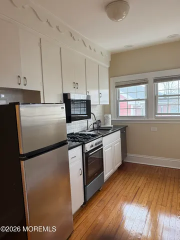 $2,800 | 126 Lake Avenue, Unit 2W, Ocean Grove, NJ 07756