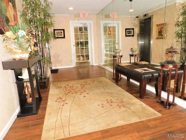 $210,000 | 14471 Bantry Lane, Unit 11, Chesterfield, MO 63017