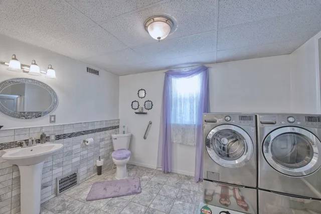 $189,000 | 15 West 4th Avenue North, Aurora, MN 55705