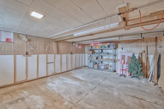 $189,000 | 15 West 4th Avenue North, Aurora, MN 55705