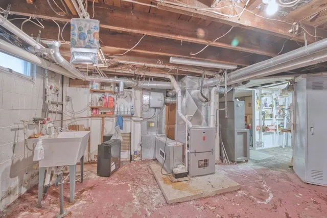 $189,000 | 15 West 4th Avenue North, Aurora, MN 55705