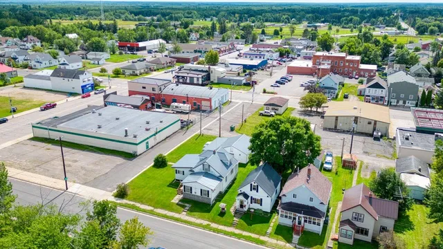 $189,000 | 15 West 4th Avenue North, Aurora, MN 55705