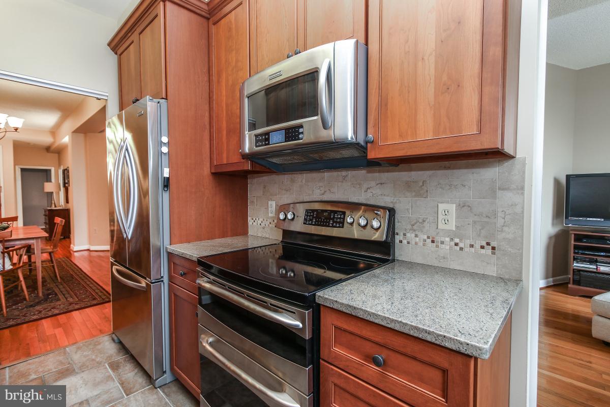 2123 California Street Northwest, Unit F1 Washington, DC 20008 - Photo 16 of 30 Kitchen