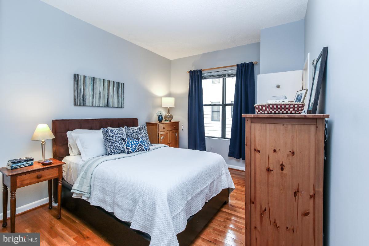 2123 California Street Northwest, Unit F1 Washington, DC 20008 - Photo 21 of 30 Bedroom (Master)