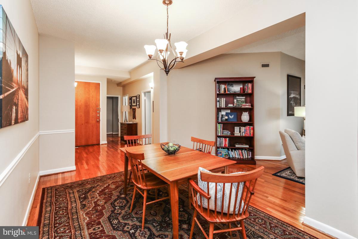 2123 California Street Northwest, Unit F1 Washington, DC 20008 - Photo 8 of 30 Dining Room