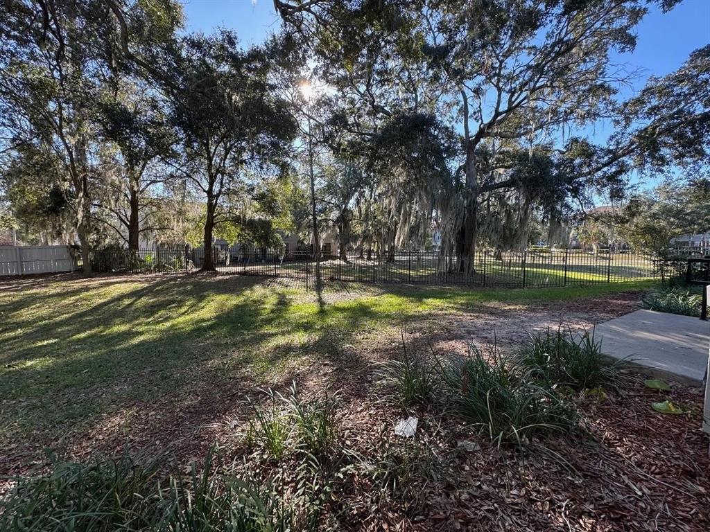 3705 Southwest 27th Street, Unit 1116 Gainesville, FL 32608 - Photo 5 of 13