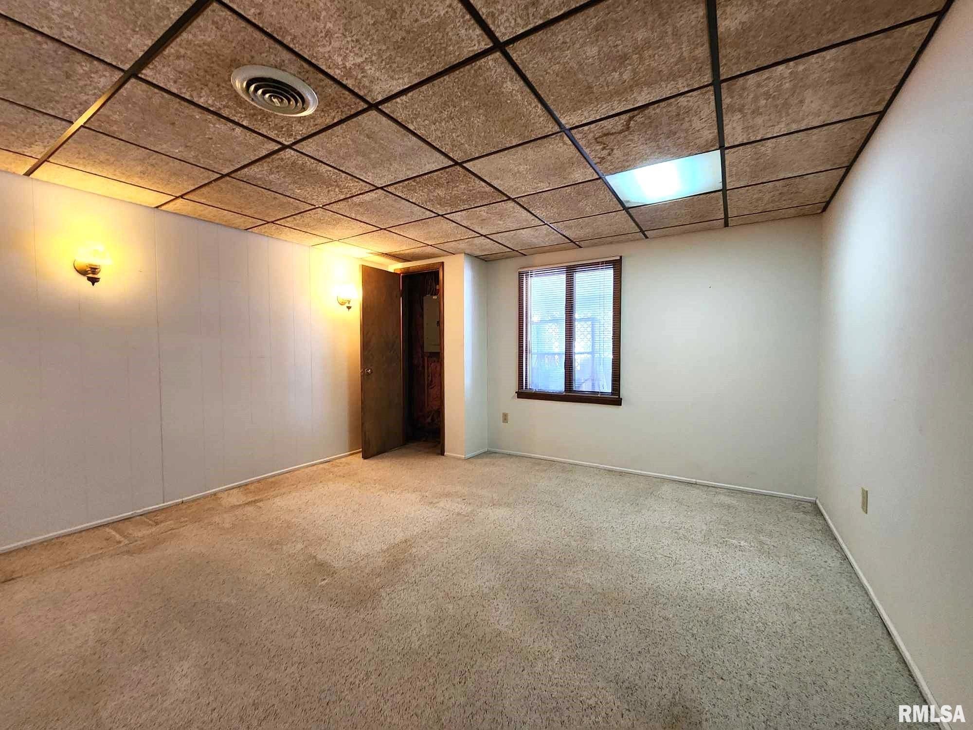 1238 Springdale Quincy, IL 62305 - Photo 27 of 40 Gallery Image 27