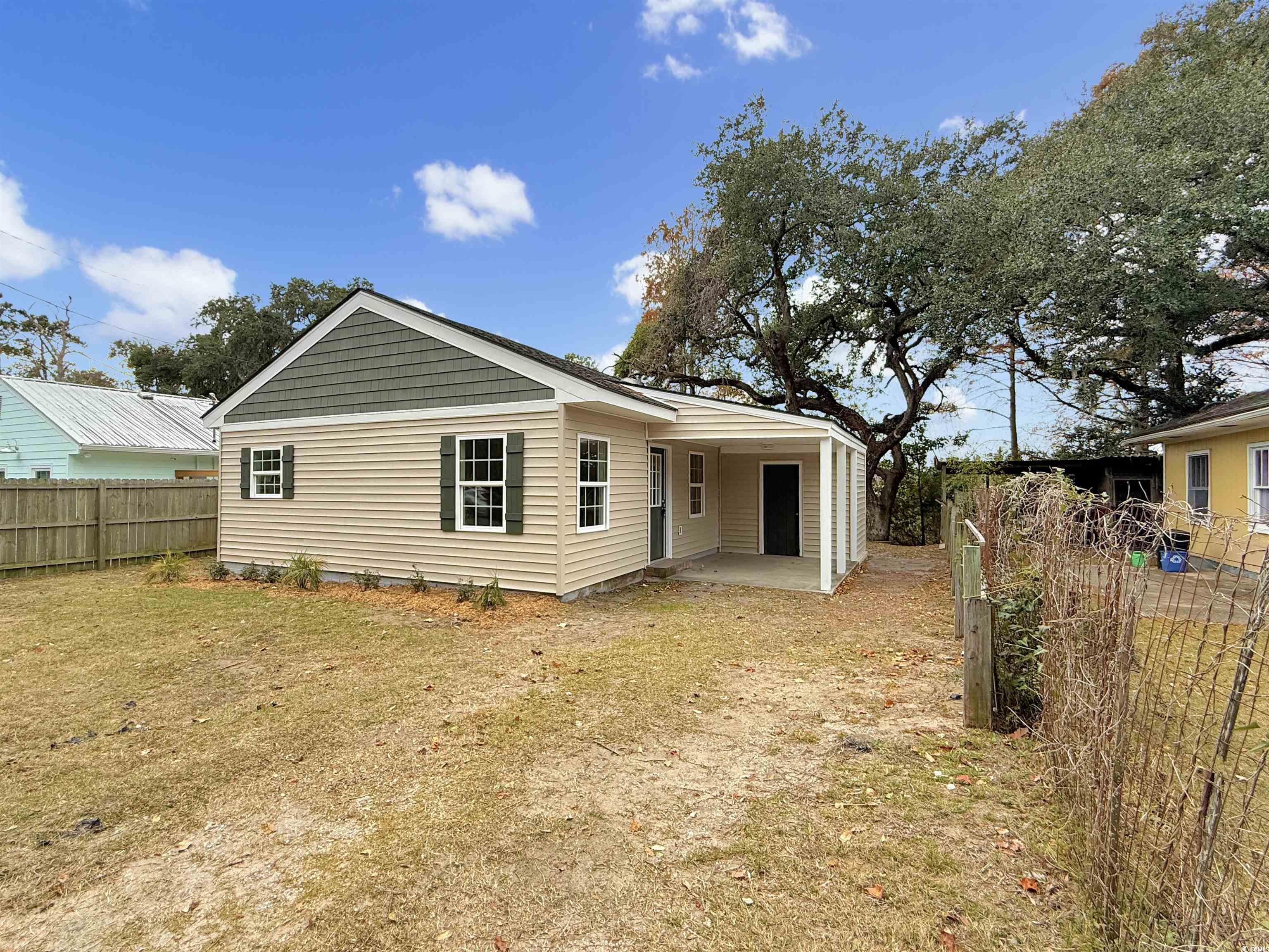 1364 Harbor Street Georgetown, SC 29440 - Photo 5 of 40