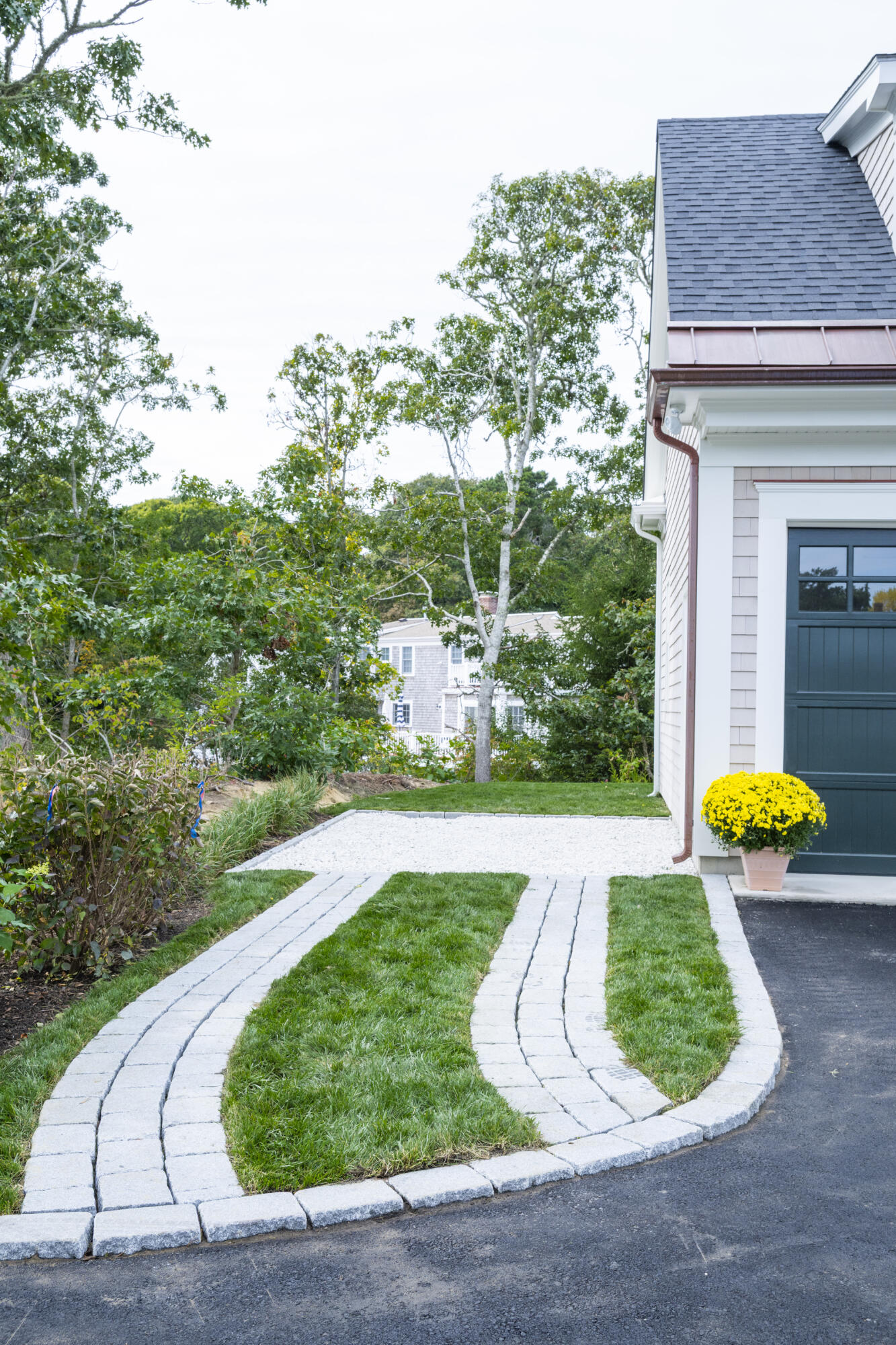 35 Crows Pond Road Chatham, MA 02650 - Photo 7 of 29 - Parking area