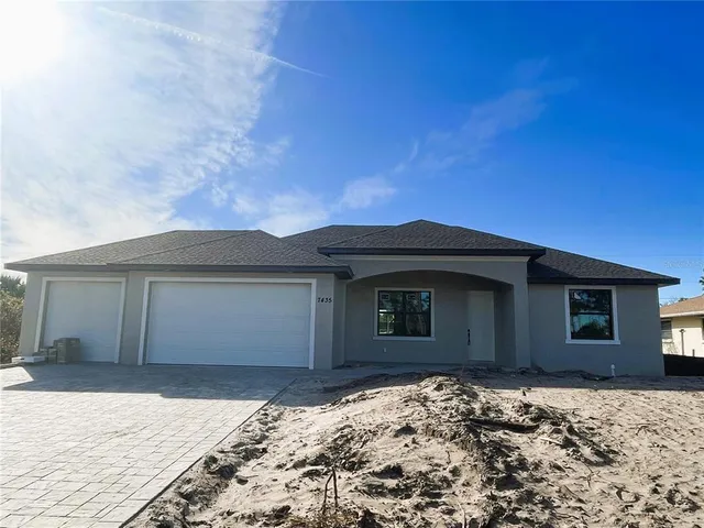 $469,900 | 7435 Grand Concourse Street, Englewood, FL 34224