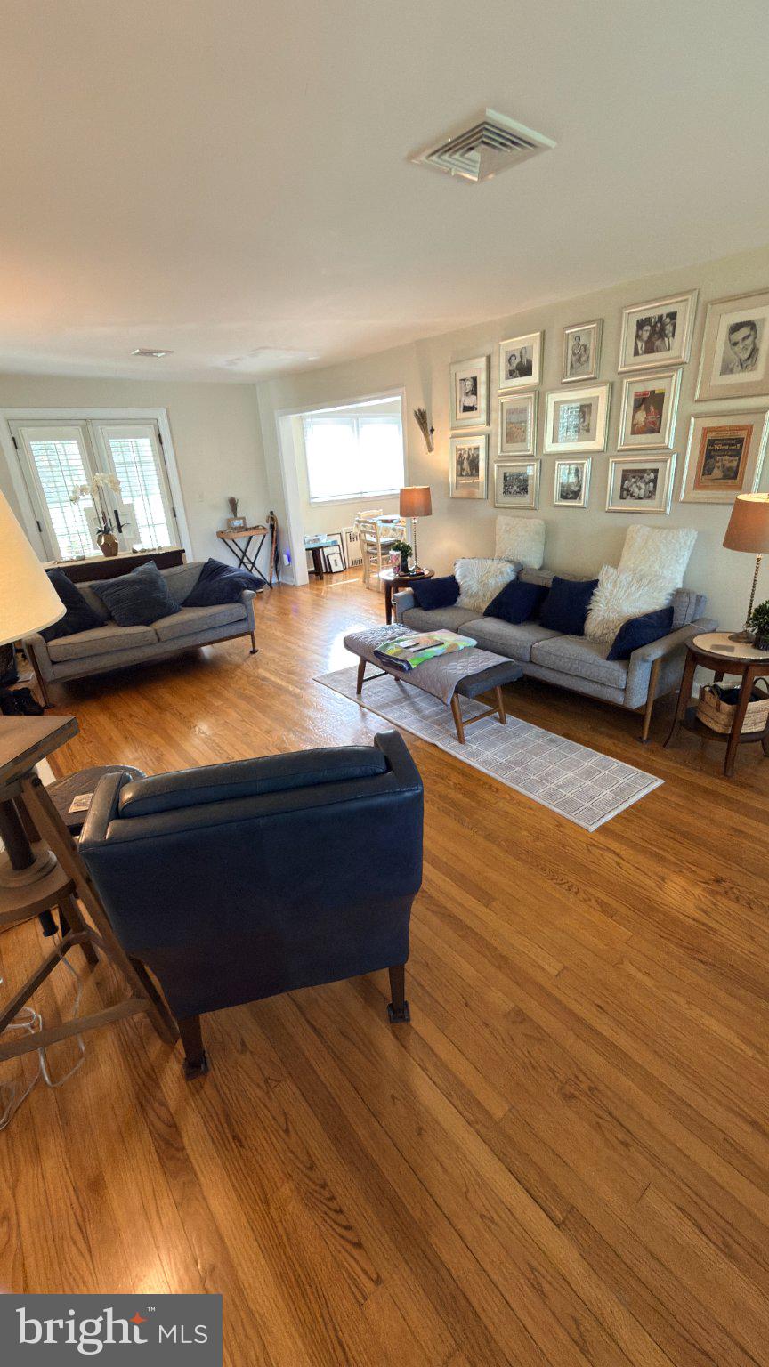 339 Raymond Road Princeton, NJ 08540 - Photo 11 of 36 Gallery Image 11