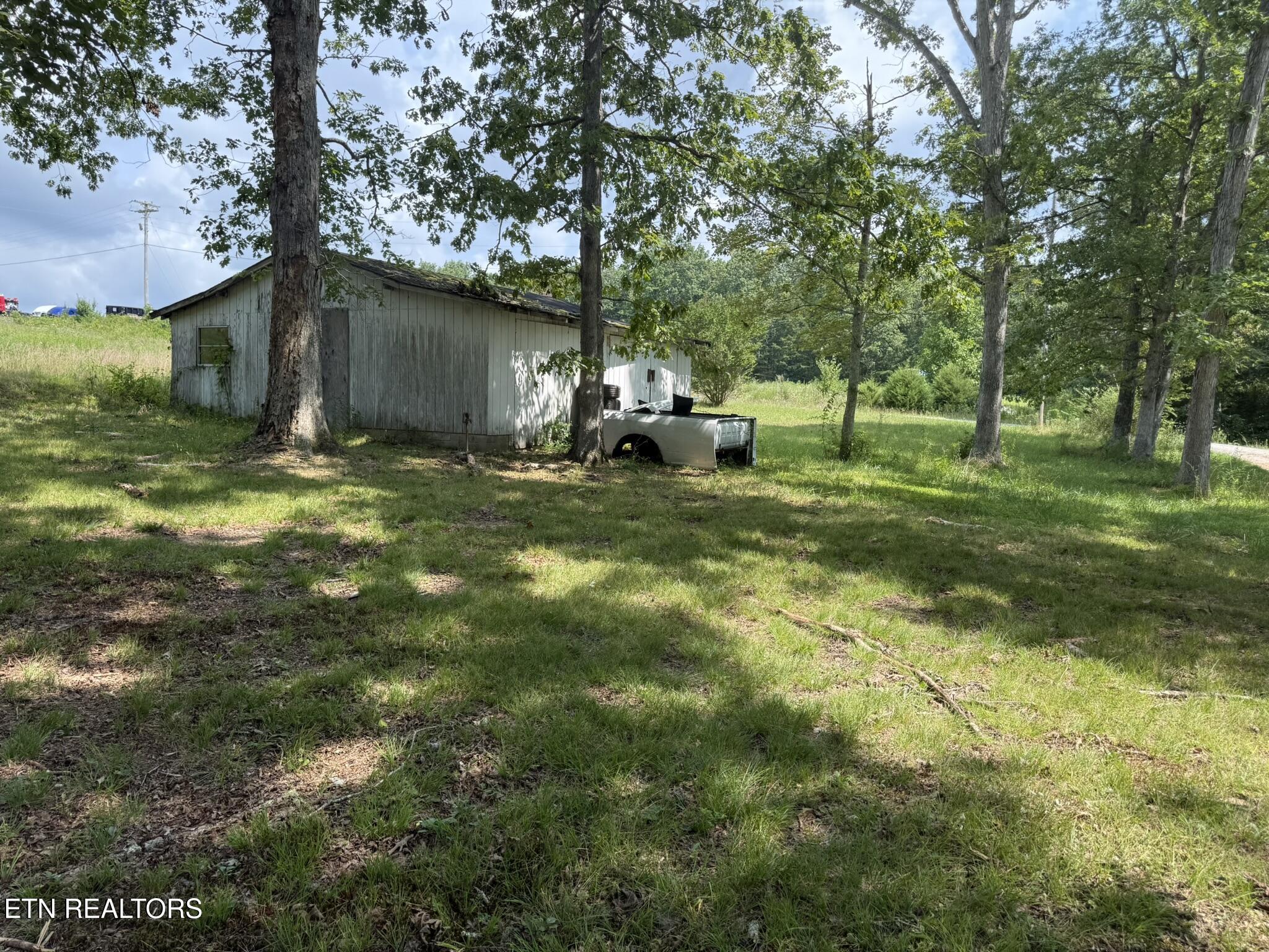 250 City Lake Road Jamestown, TN 38556 - Photo 6 of 35 IMG_3836