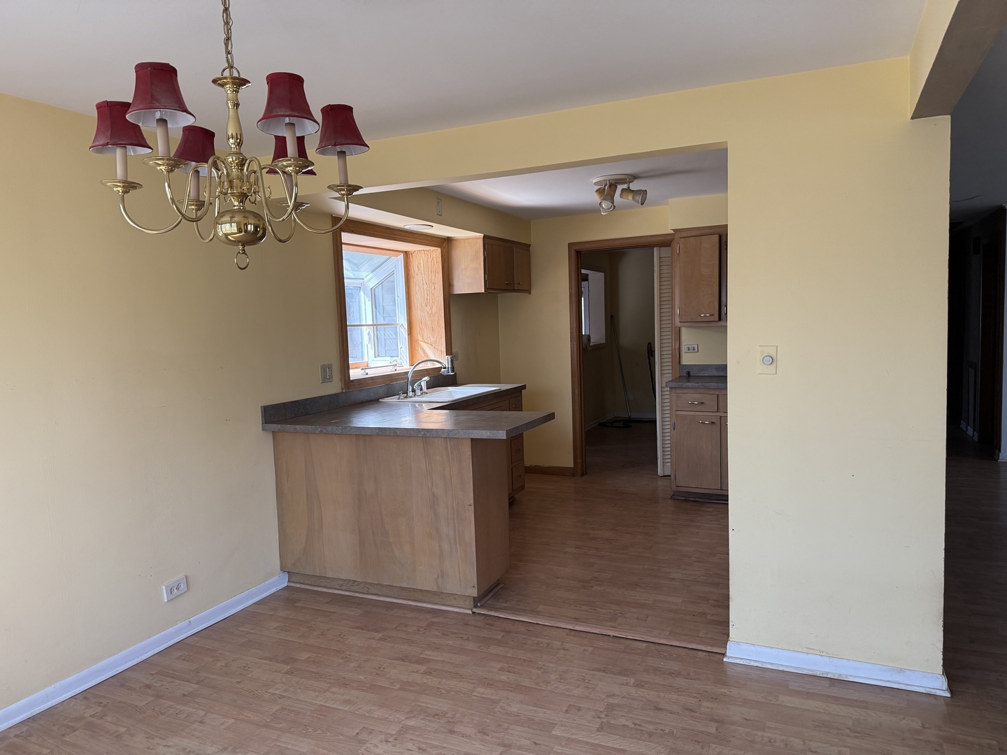 226 South Plum Grove Road Palatine, IL 60067 - Photo 4 of 12