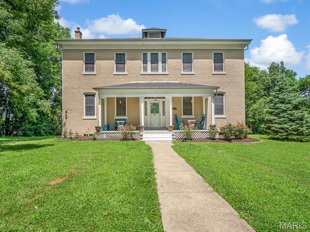 331 East 4th Street Waterloo, IL 62298 - Photo 3 of 43 Gallery Image 3