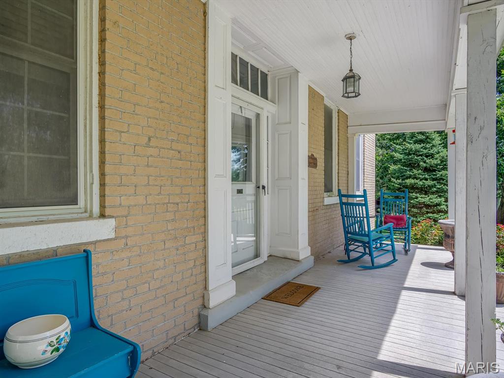 331 East 4th Street Waterloo, IL 62298 - Photo 4 of 43 Gallery Image 4