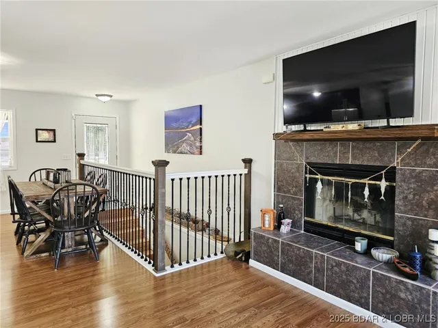 $594,500 | 8255 Clover Road, Gravois Mills, MO 65037