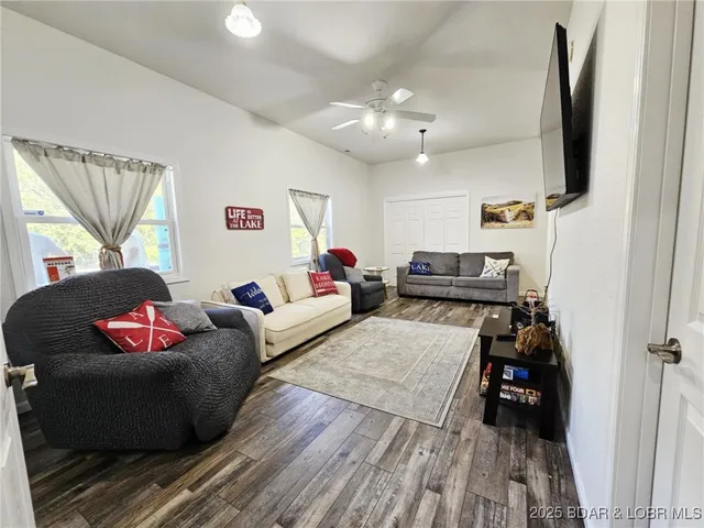 $594,500 | 8255 Clover Road, Gravois Mills, MO 65037