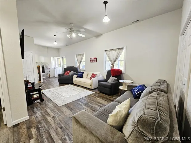 $594,500 | 8255 Clover Road, Gravois Mills, MO 65037