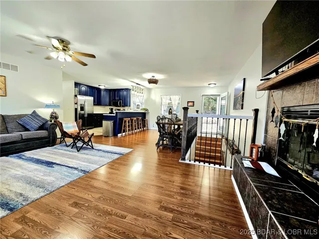 $594,500 | 8255 Clover Road, Gravois Mills, MO 65037