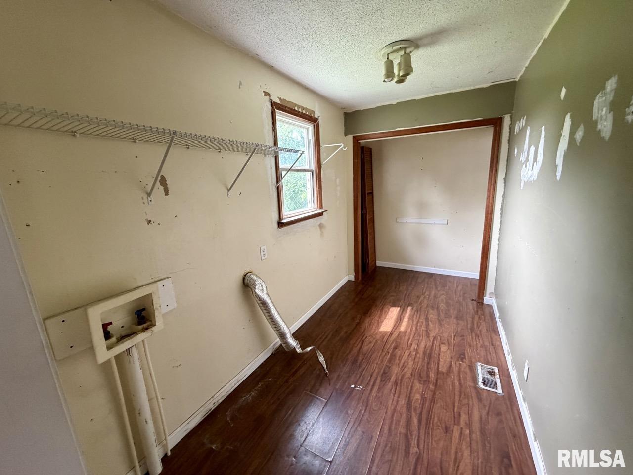 105 East Spring Street Anna, IL 62906 - Photo 12 of 26