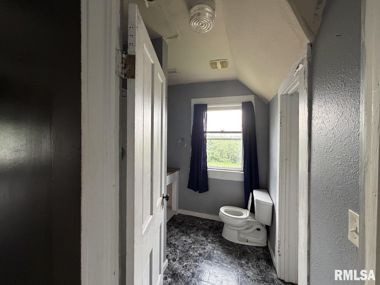 105 East Spring Street Anna, IL 62906 - Photo 19 of 26