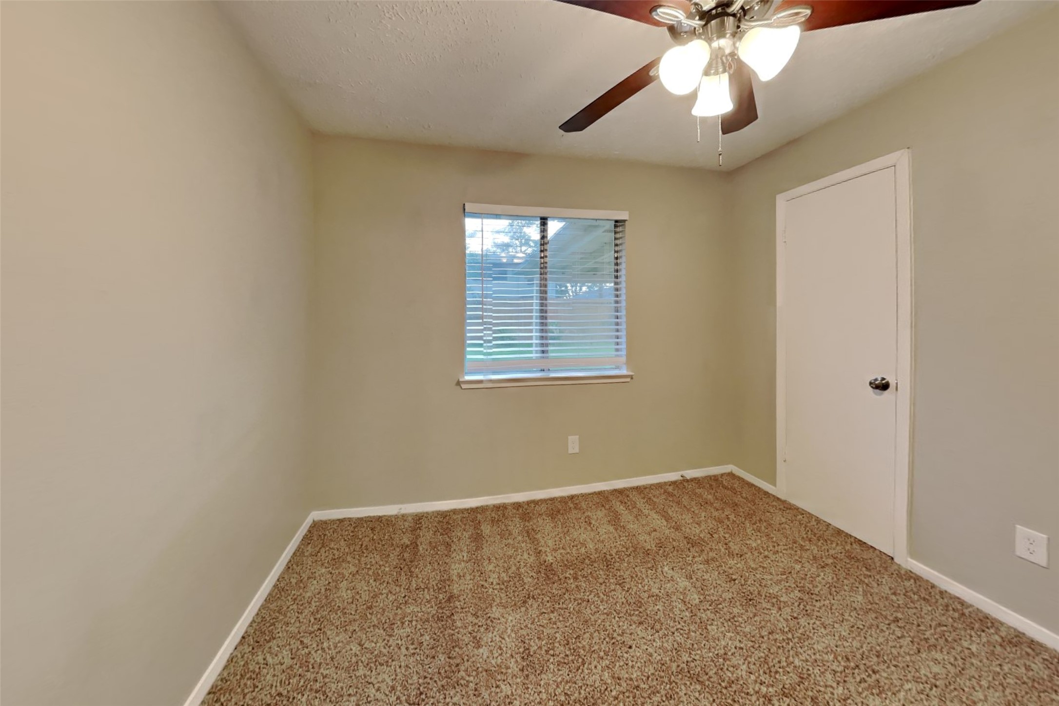 4718 Lost Lake Lane Spring, TX 77388 - Photo 12 of 18