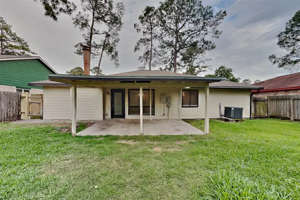 $1,950 | 4718 Lost Lake Lane, Spring, TX 77388