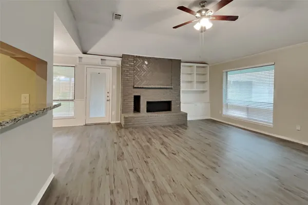 $1,950 | 4718 Lost Lake Lane, Spring, TX 77388