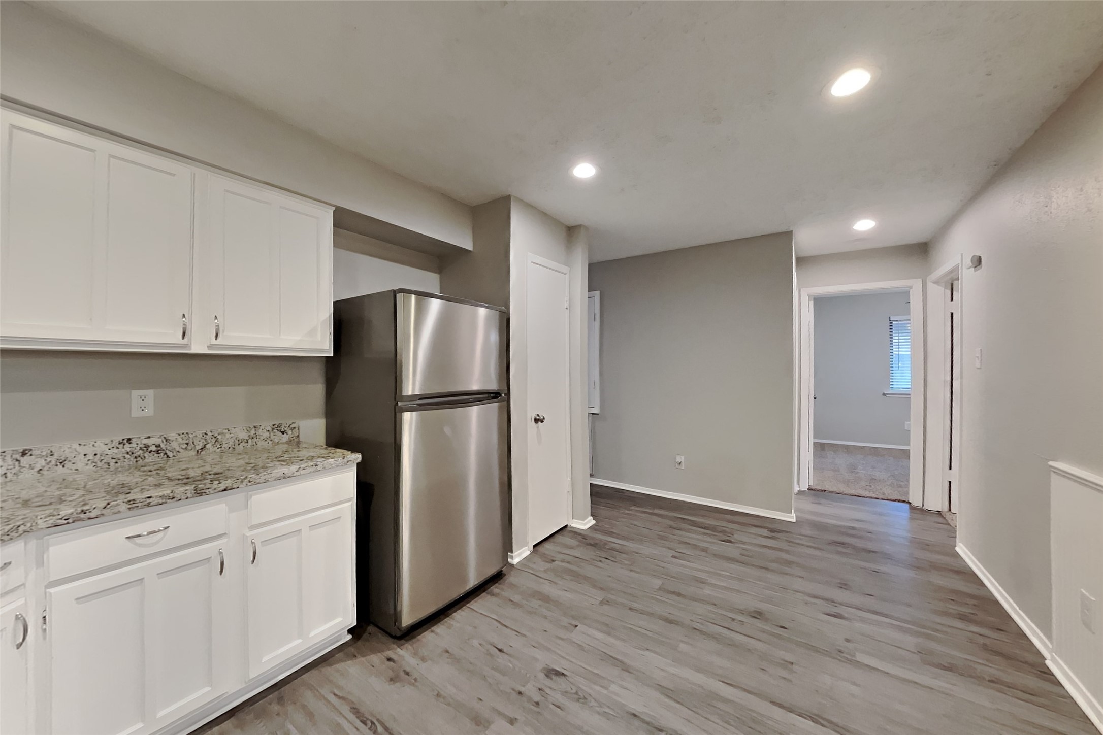 4718 Lost Lake Lane Spring, TX 77388 - Photo 5 of 18