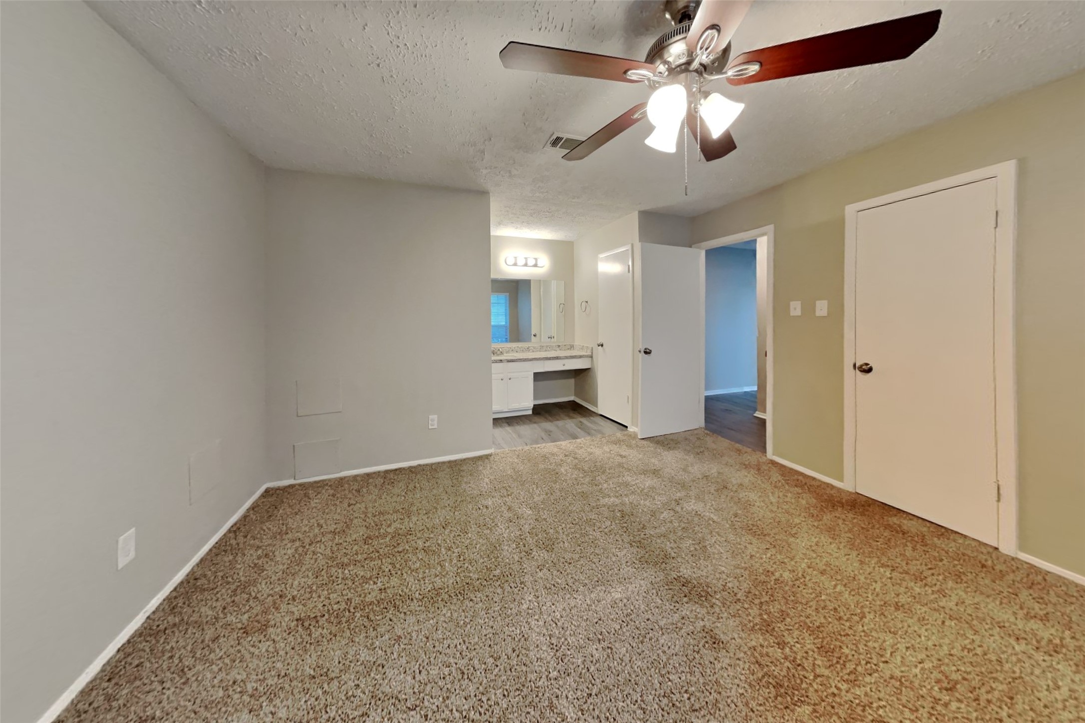 4718 Lost Lake Lane Spring, TX 77388 - Photo 9 of 18