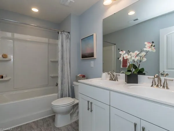 628 Gopherwood Lane, Mebane, NC 27302