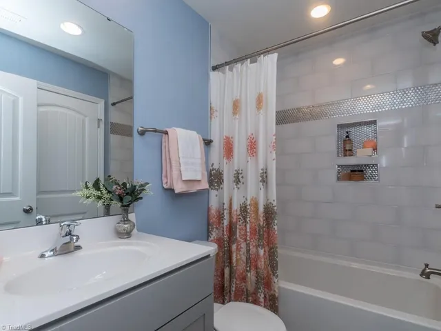 628 Gopherwood Lane, Mebane, NC 27302