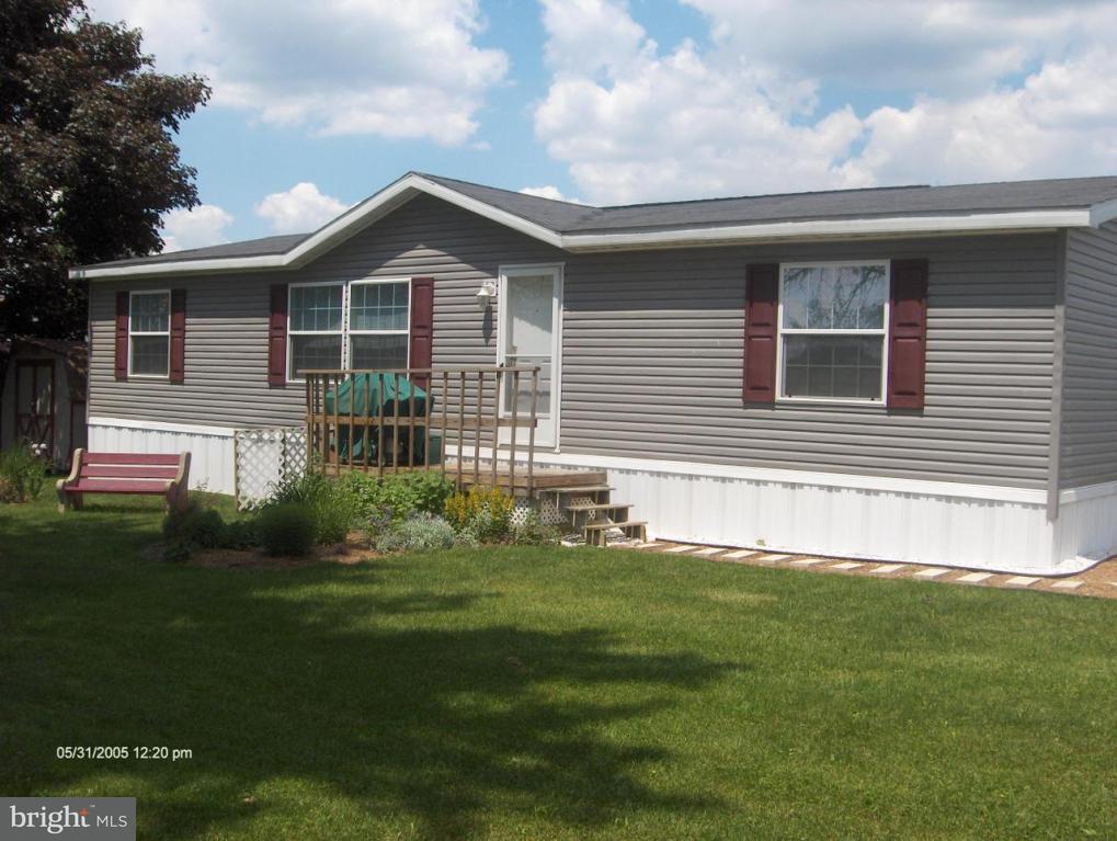 17 Penn Valley Village Lititz, PA 17543 - Photo 1 of 3 Gallery Image 1