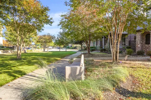 $3,200 | 1229 Harris Hawk Way, Arlington, TX 76005