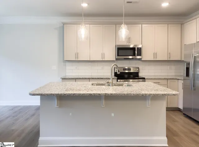 $249,900 | 19 Fair Village Lane, Simpsonville, SC 29680