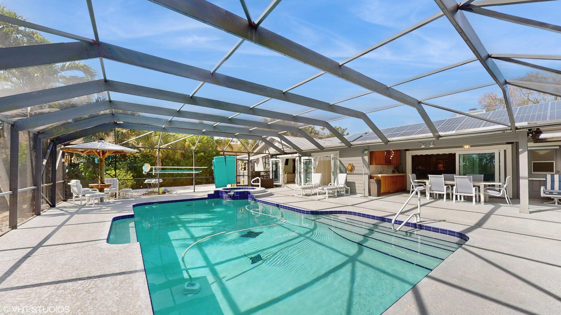 9278 Southeast Sharon Street Hobe Sound, FL 33455 - Photo 28 of 40 20250131191024100147000000-o