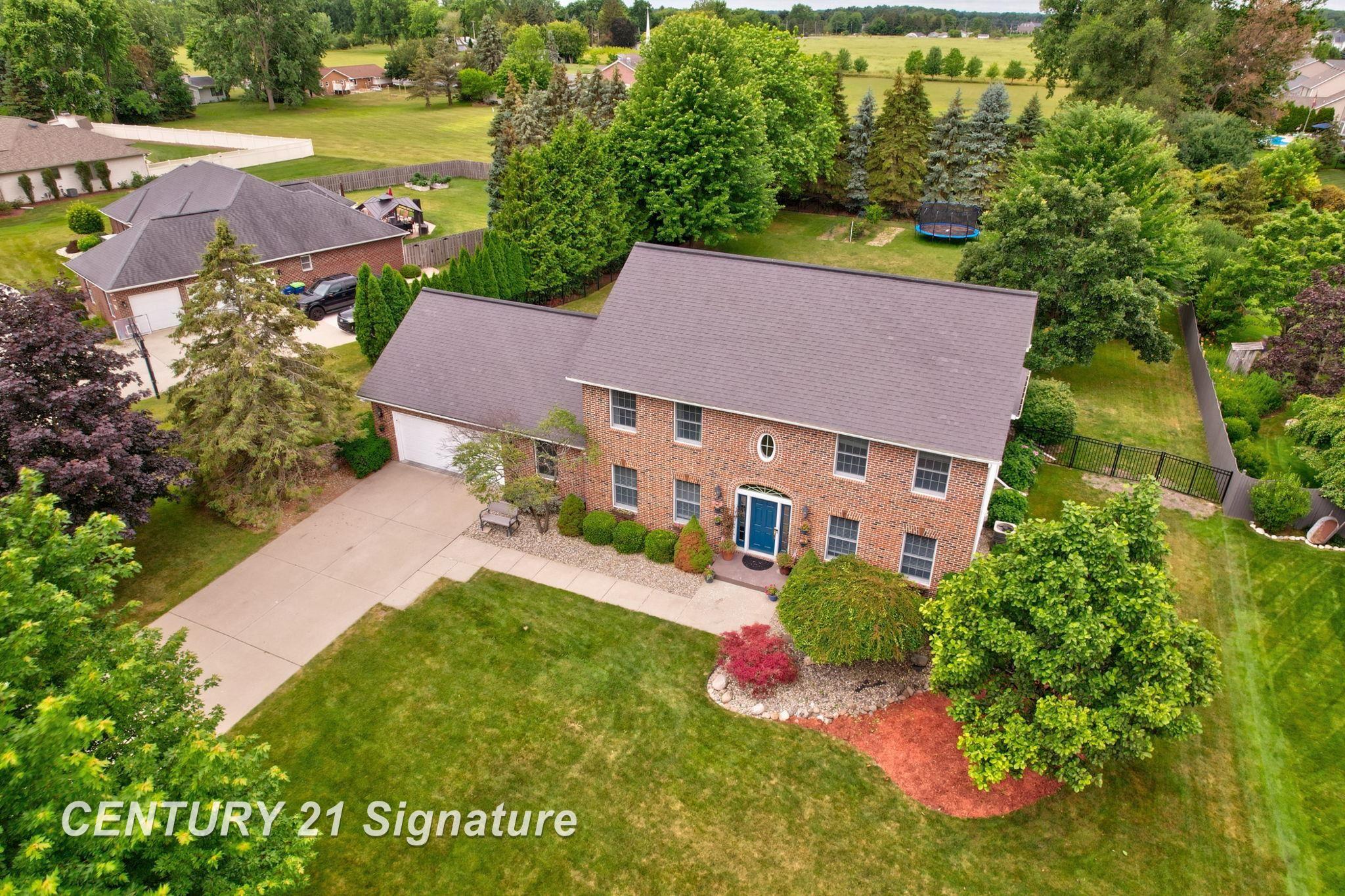 4111 Autumn Ridge Saginaw, MI 48603 - Photo 59 of 76 50182381-37ef2984-246e-4a3f-a4f3-9e2a48ed32b1.JPG