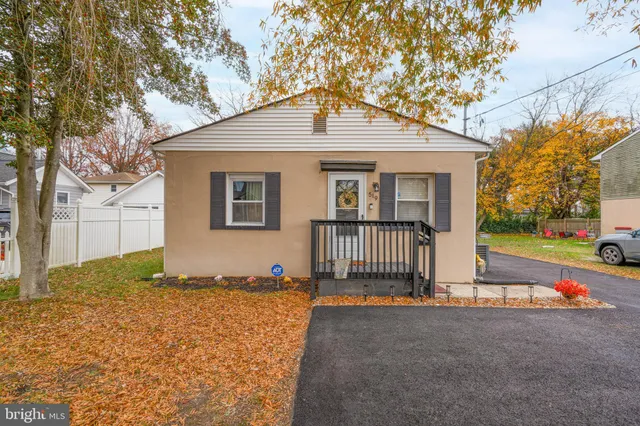 $285,000 | 519 Clarendon Avenue, Vineland, NJ 08360