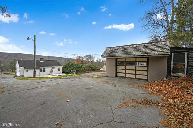 $199,999 | 1012 Fountain Street, Ashland, PA 17921