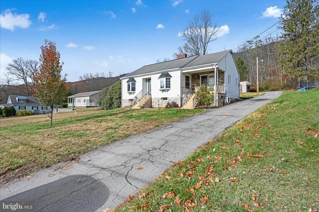 $199,999 | 1012 Fountain Street, Ashland, PA 17921