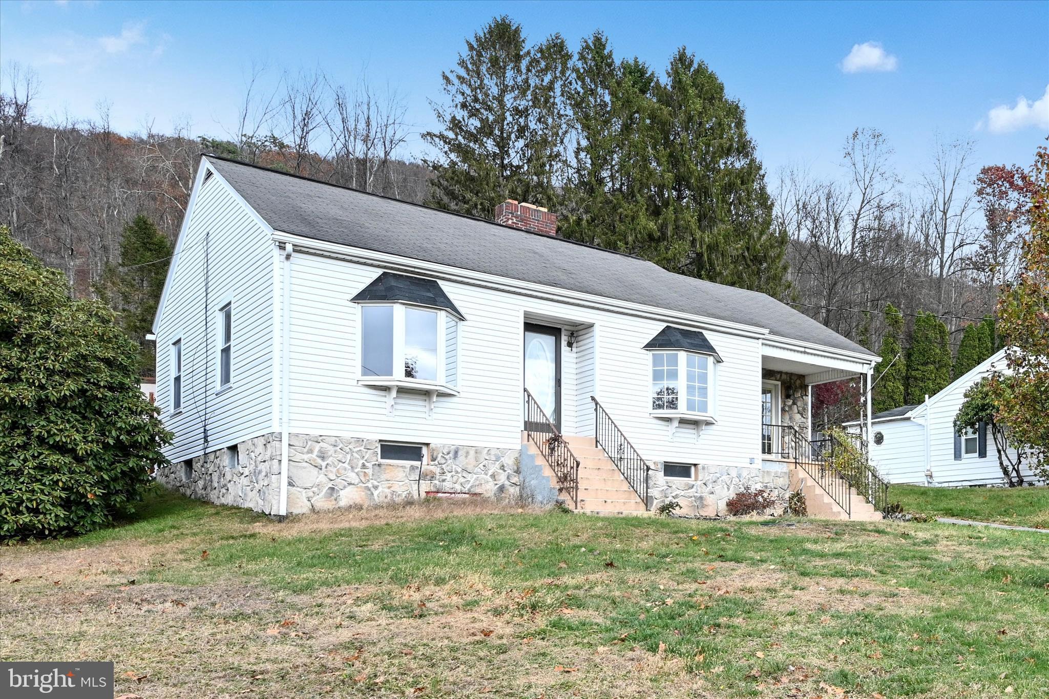1012 Fountain Street Ashland, PA 17921 - Photo 5 of 34 a view of a yard in front of a house with plants