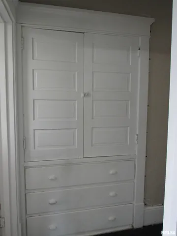 $800 | 1701 25th Street, Unit 4, Rock Island, IL 61201