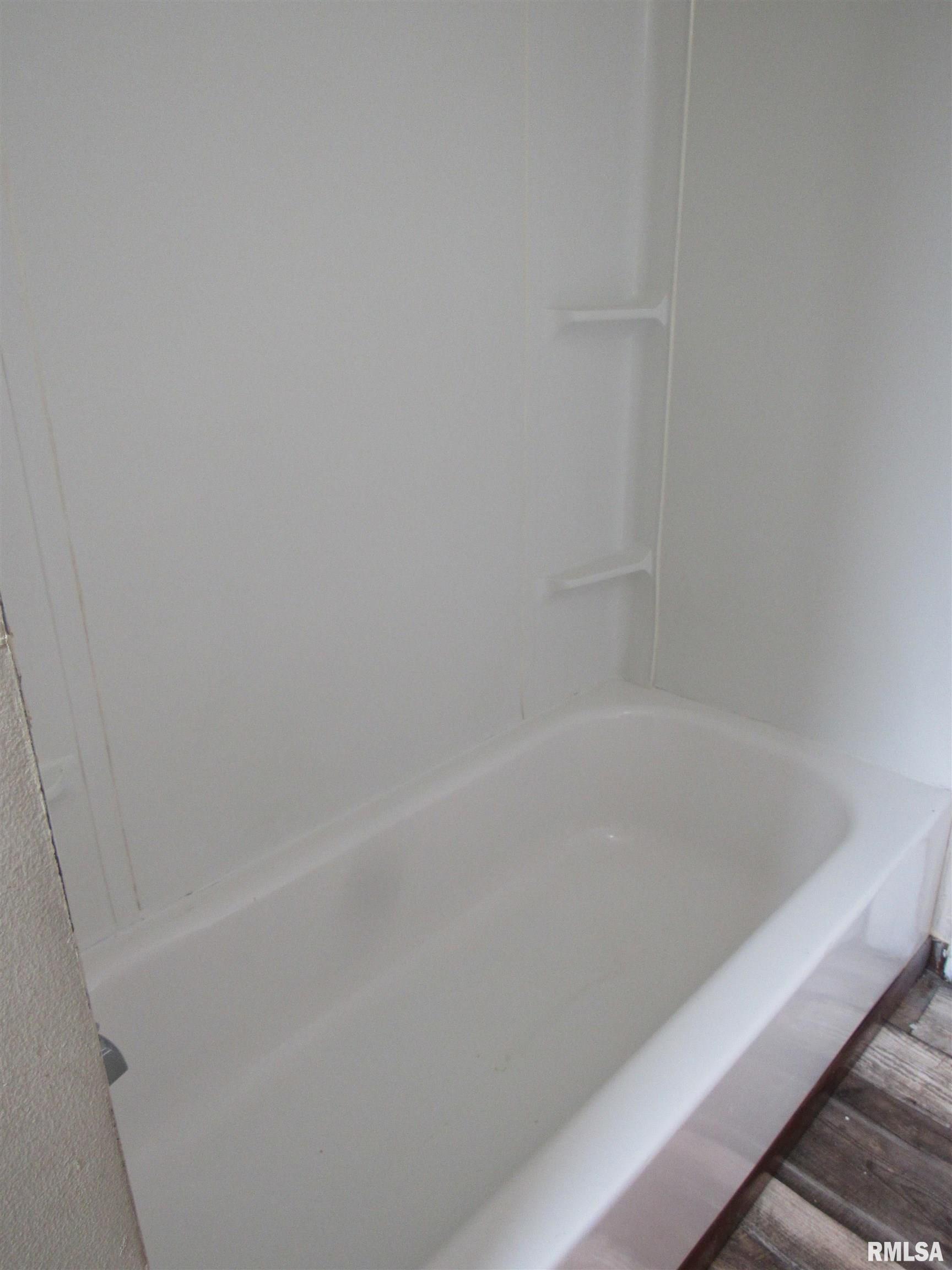 1701 25th Street, Unit 4 Rock Island, IL 61201 - Photo 18 of 21