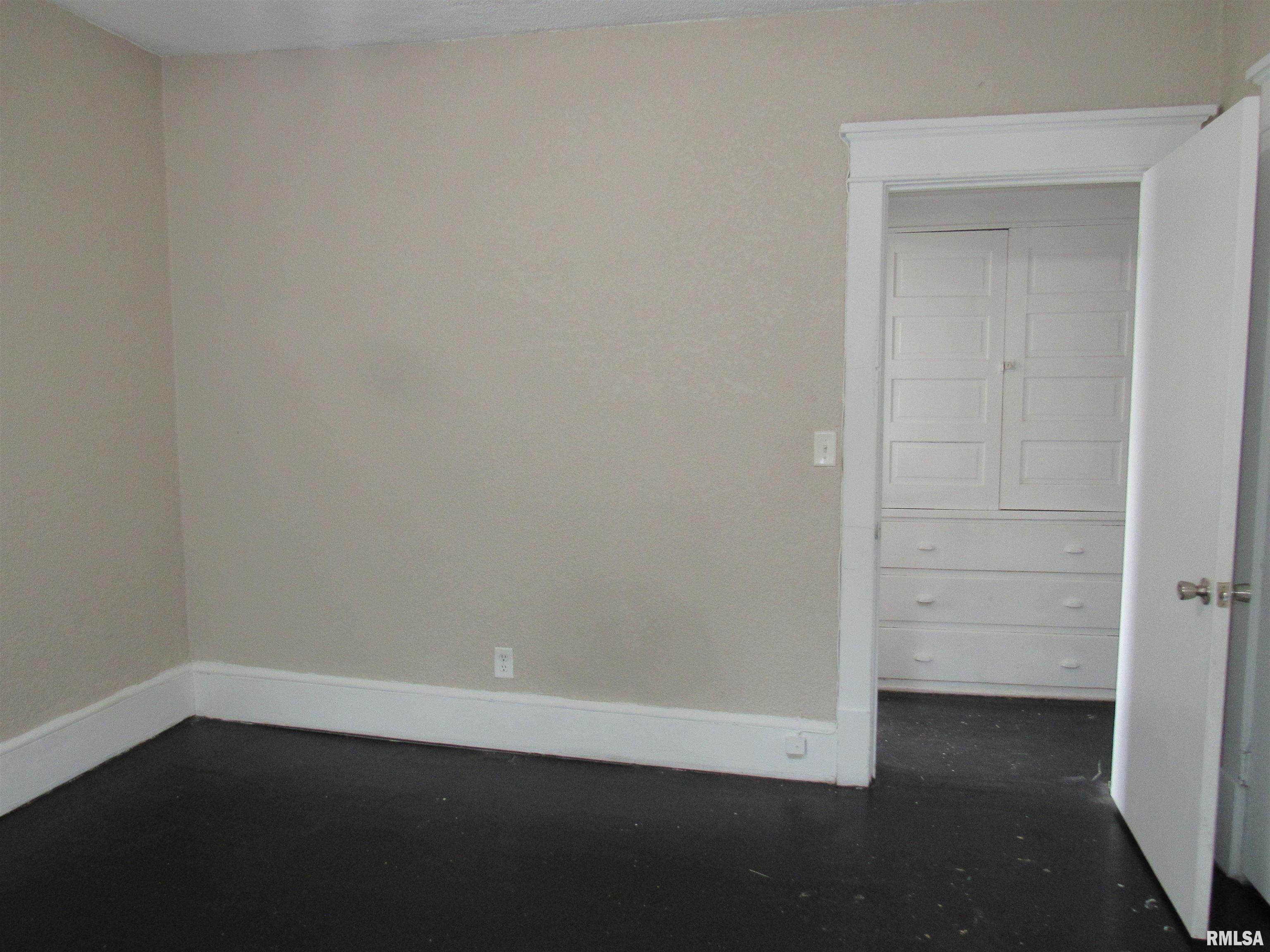 1701 25th Street, Unit 4 Rock Island, IL 61201 - Photo 10 of 21