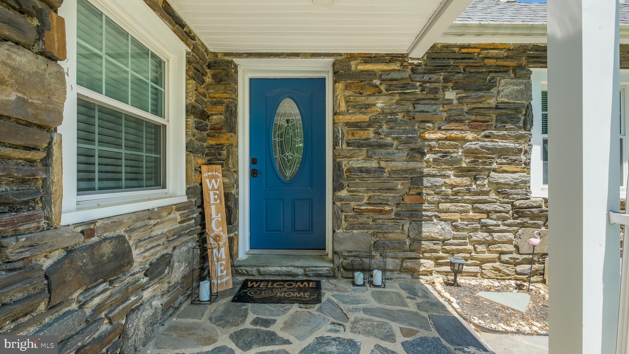 160 North State Road Springfield, PA 19064 - Photo 6 of 41 Front door