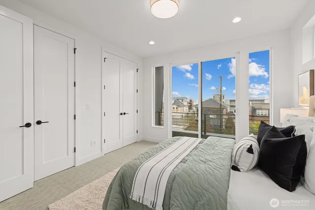 $1,092,000 | 2011A Dexter Avenue North, Unit A, Seattle, WA 98109