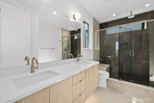 $1,092,000 | 2011A Dexter Avenue North, Unit A, Seattle, WA 98109