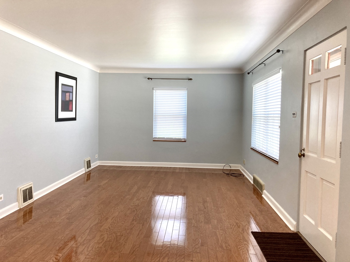 389 Olmsted Road Riverside, IL 60546 - Photo 3 of 38